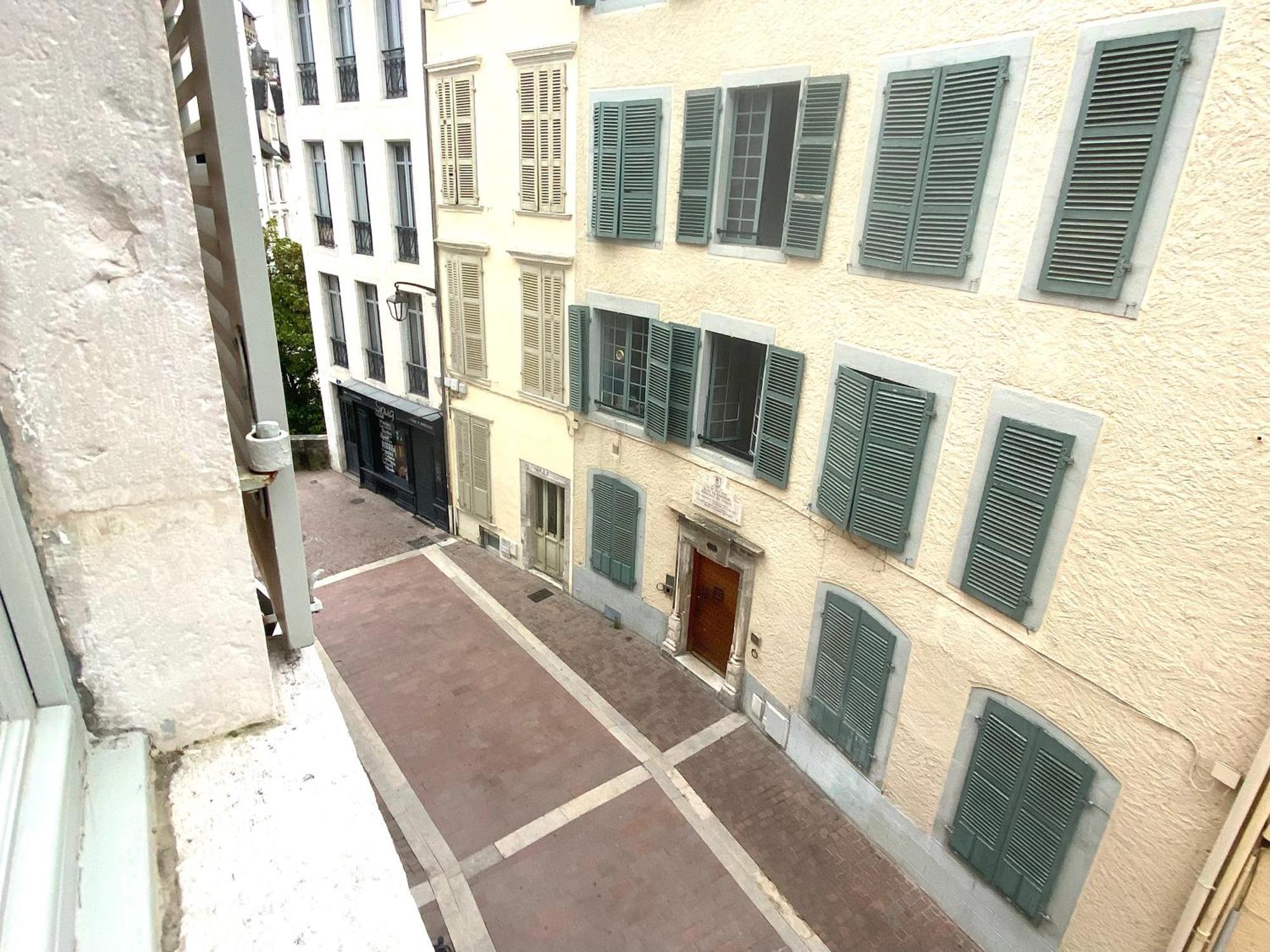Floydhom's Entier 4 Jours Minimum 100m2 Proche Chateau Appartement Pau